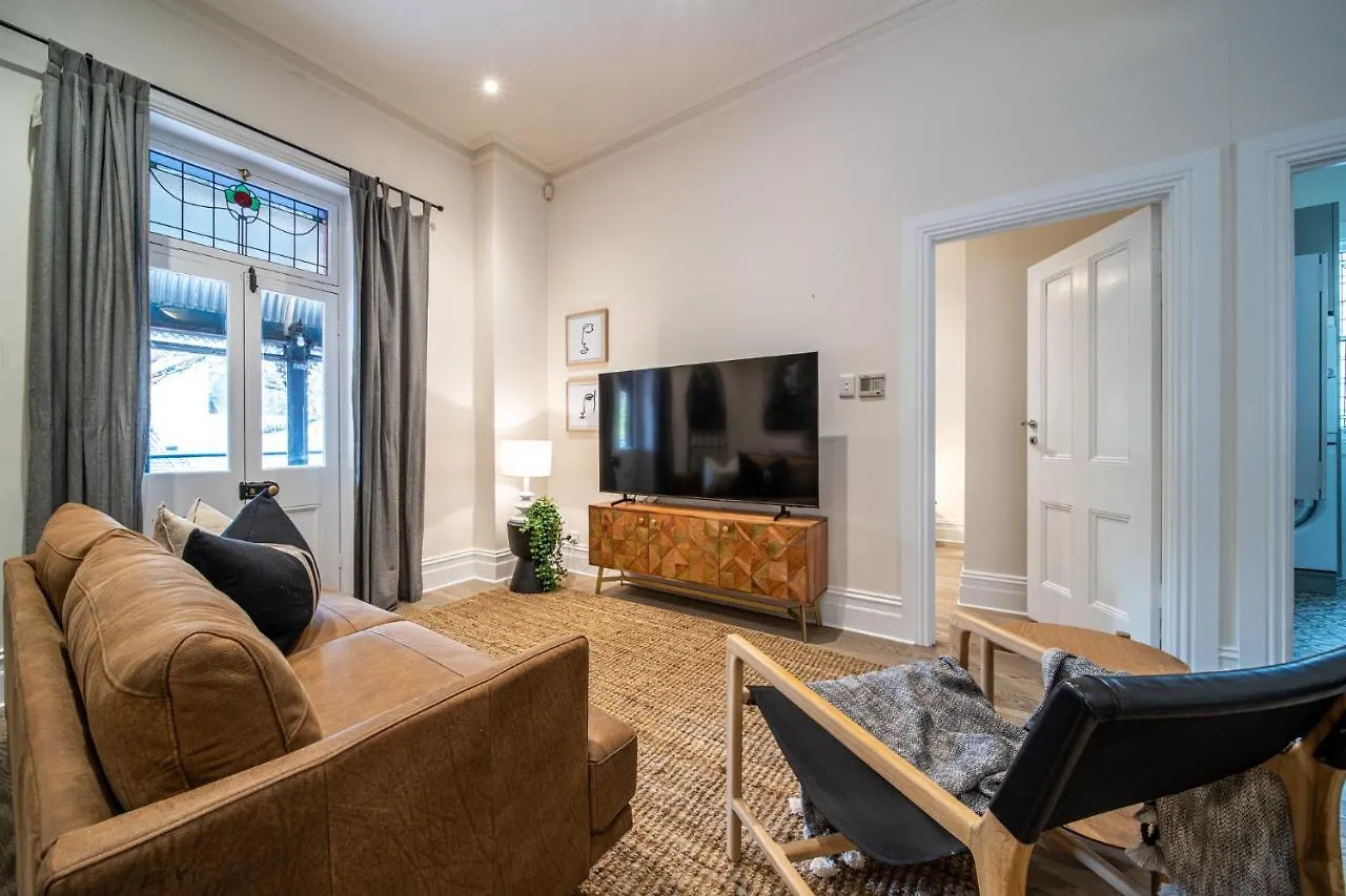 Archer St Heart Of North Adelaide Balcony 65Tv