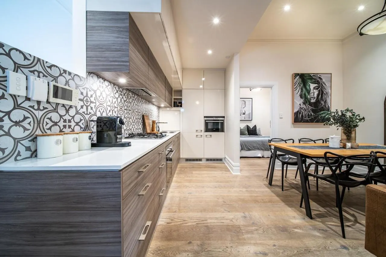 Archer St Heart Of North Adelaide Balcony 65Tv